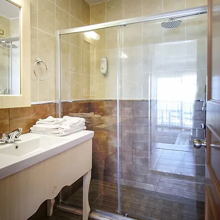 Seaview Hotel