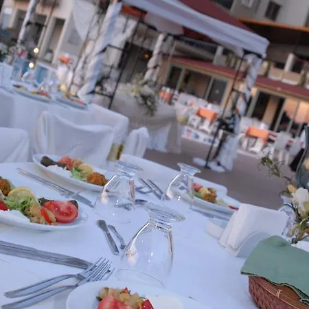 Seaview Hotel 3*
